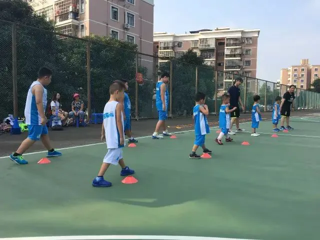 制定篮球交流计划以促进个人技能发展的方法_2